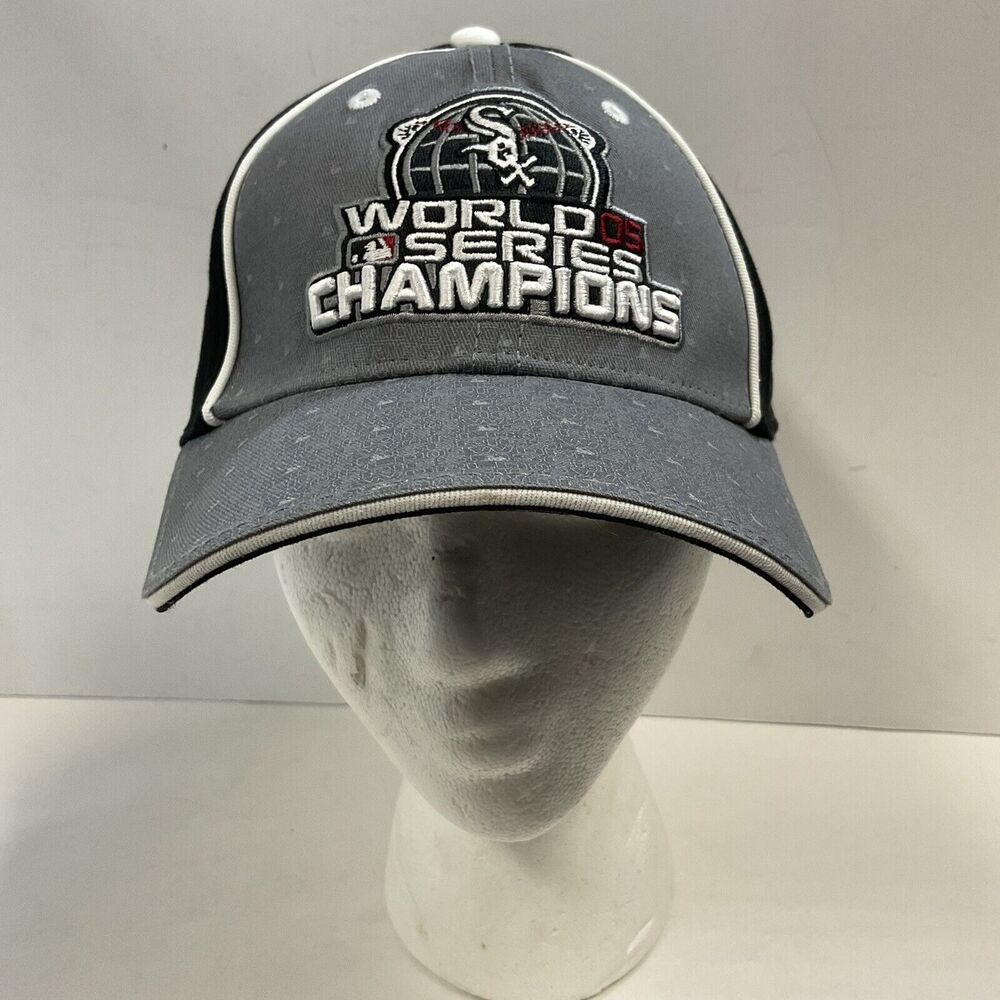 White Sox World Series Champions 05 Grey Black Hat GnuFashion